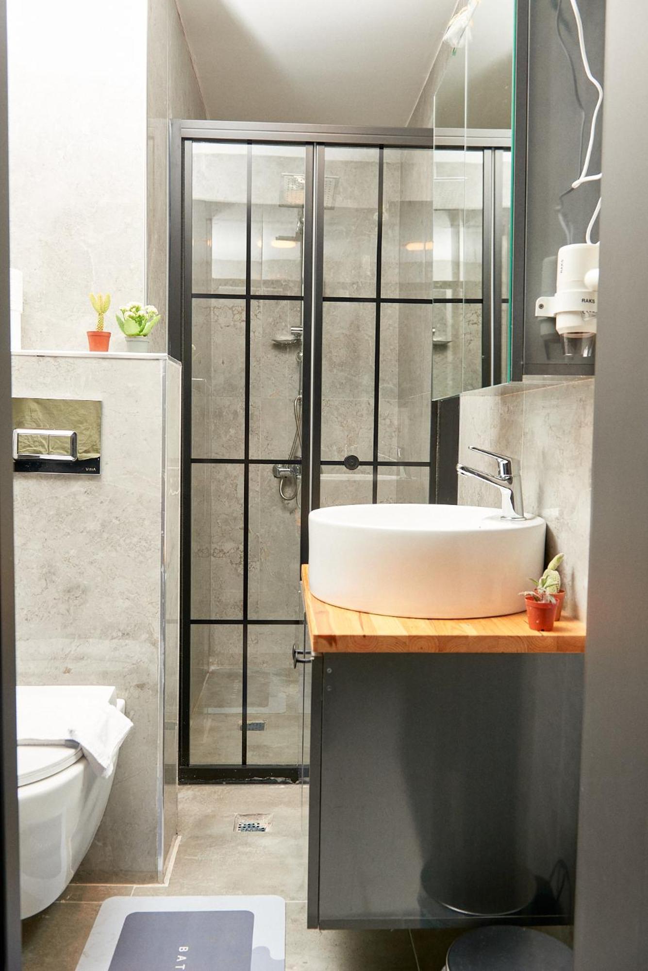 Taksim Eliana * Provincia di Istanbul